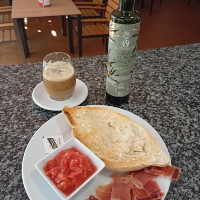 Bar La Piscina en porcuna