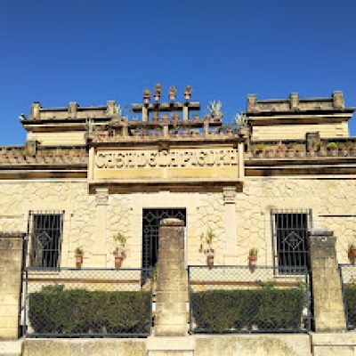 Casa de la piedra en porcuna