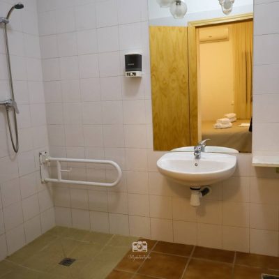 Habitación en hotel en Arjona CERCA DE PORCUNA