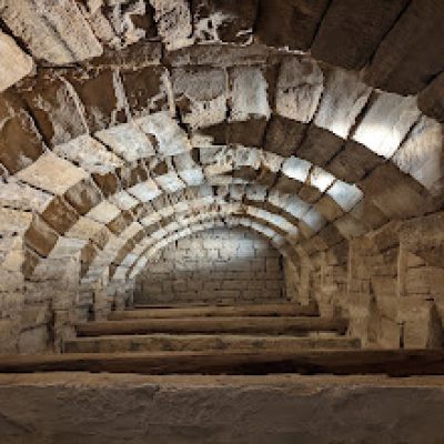 Visita la Casa de la piedra